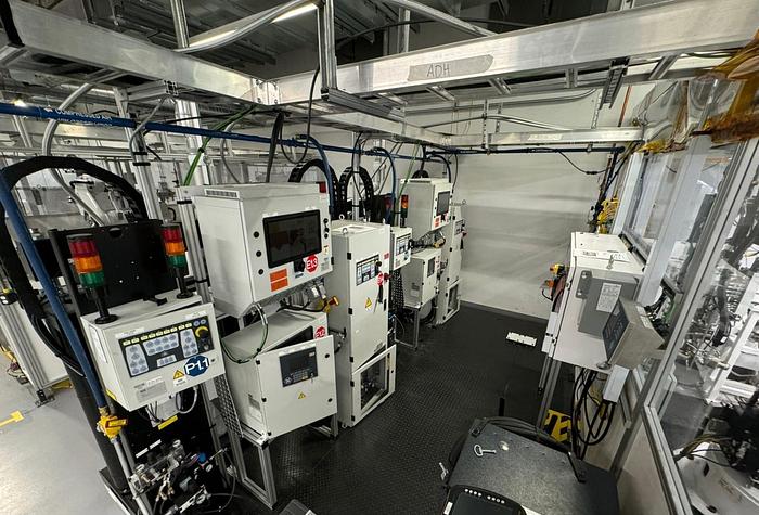 2020 Kuka Robotic Adhesive Work Cell﻿ ﻿KR60-3  6-AXIS | Used | In Stock!