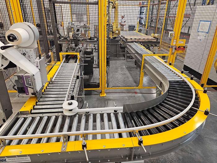 2018 Fanuc M-710i Robot with Langen LCR 700 Combined Robotic Palletizing System & Case Packing Machine | Used | In Stock!